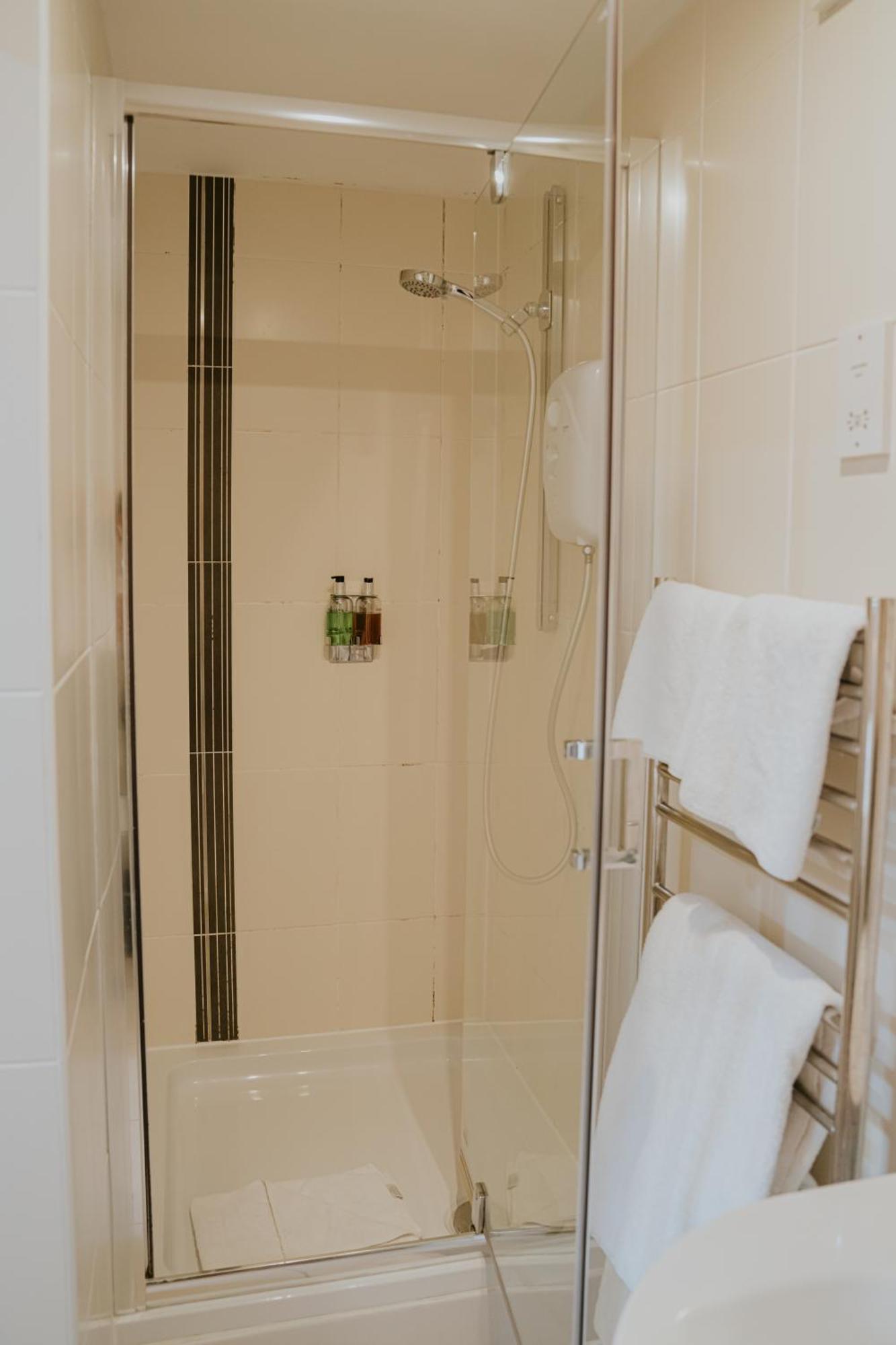 Redesdale Arms 3*