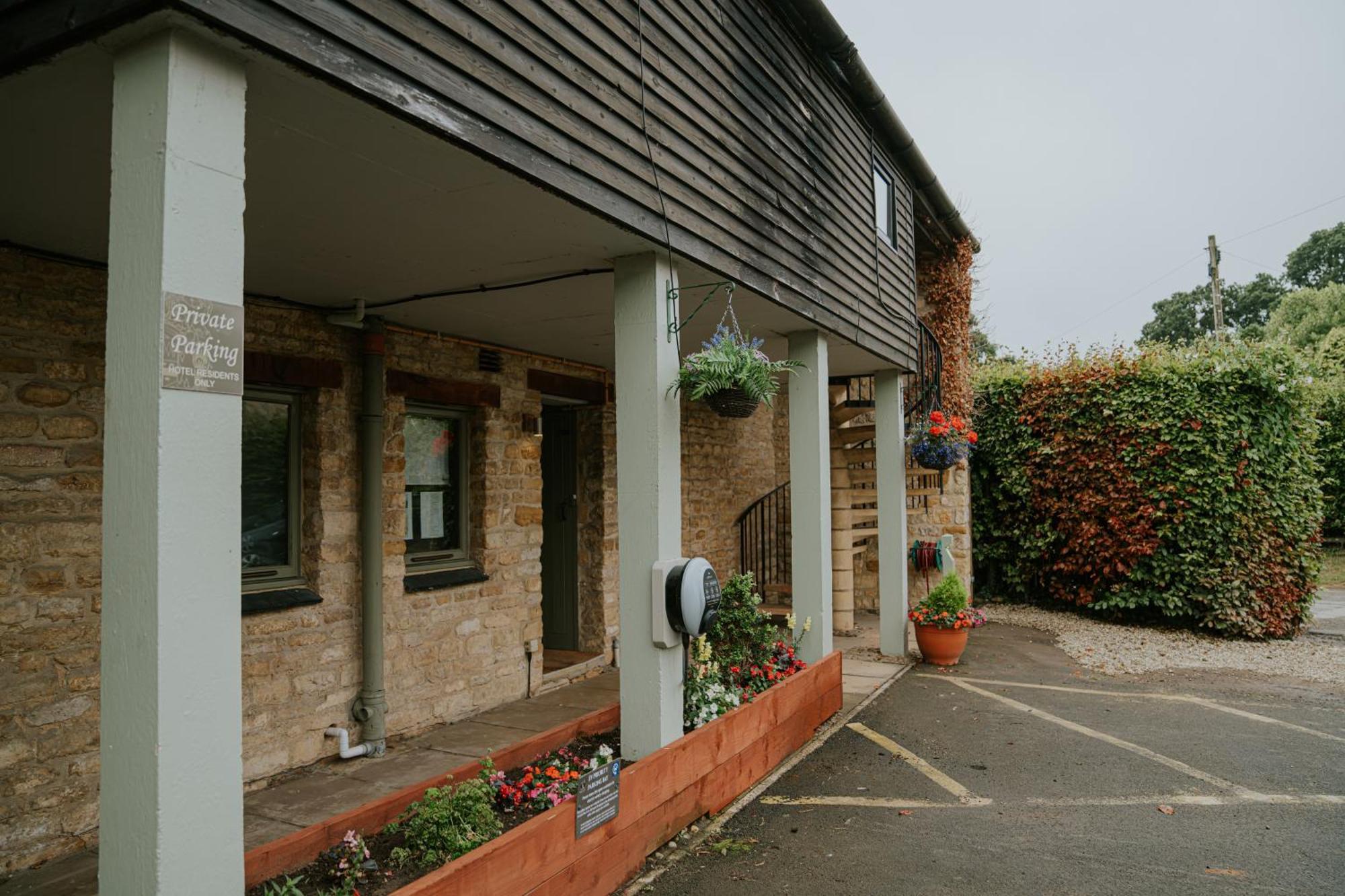 Redesdale Arms 3*